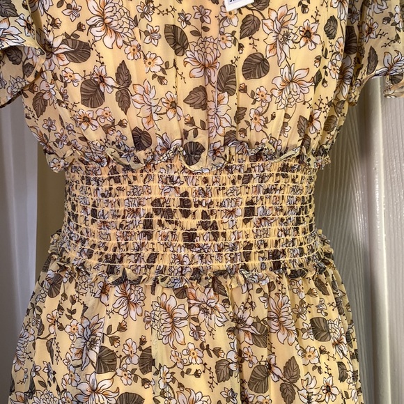 Max Studio Yellow Floral Dress Size Medium - Picture 5 of 10